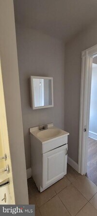 509 E Washington Ln photo'