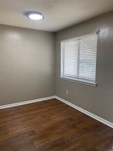 1401 Willow Bend Way in Tallahassee, FL - Building Photo - Building Photo