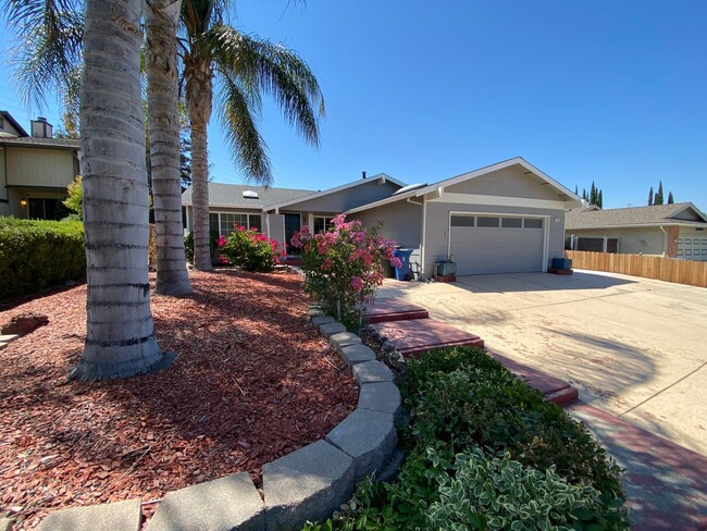 property at 1128 Shaddick Dr