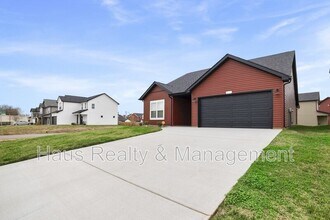 211 King Rd in Clarksville, TN - Building Photo - Building Photo