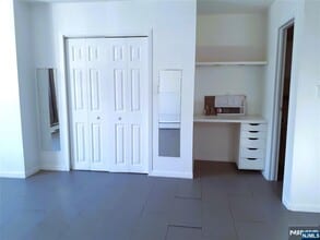 55 Ridgefield Ave in Ridgefield Park, NJ - Building Photo - Building Photo