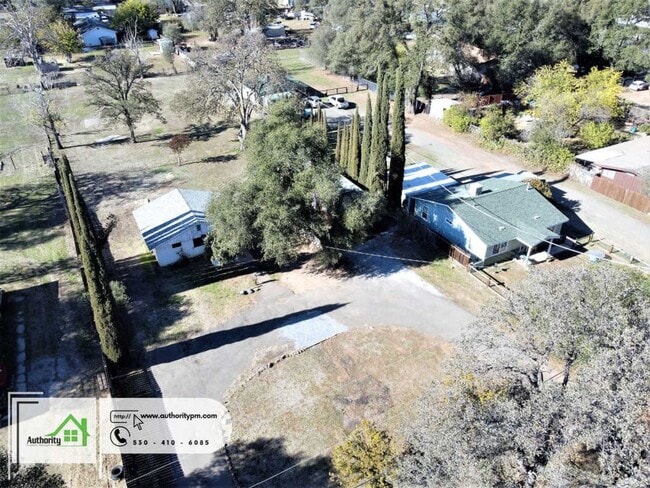 3466 Shirley St in Cottonwood, CA - Building Photo - Building Photo