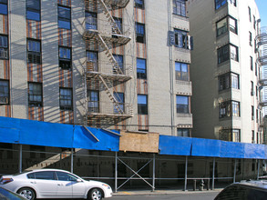 Tremont Towers in Bronx, NY - Building Photo - Building Photo