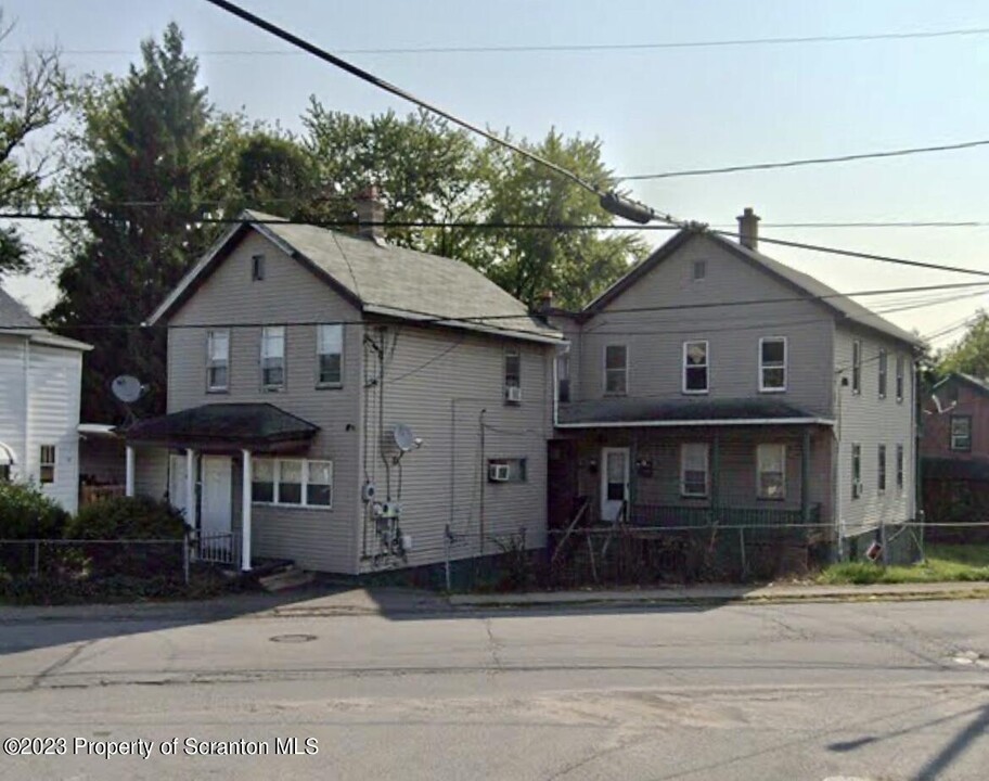 527 Meridian Ave, Unit 2 in Scranton, PA - Building Photo