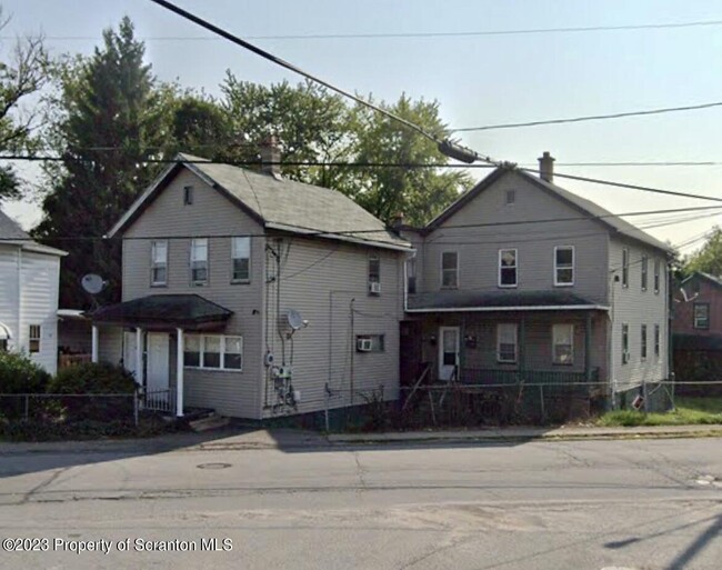 527 Meridian Ave, Unit 2 in Scranton, PA - Building Photo - Building Photo