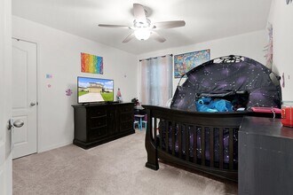 1136 Sea Pines Ct in Tavares, FL - Building Photo - Building Photo