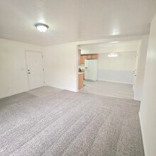 8083 N Ridge Loop E in Eagle Mountain, UT - Building Photo - Building Photo