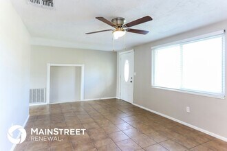 3512 Eisenhower Dr in Holiday, FL - Building Photo - Building Photo
