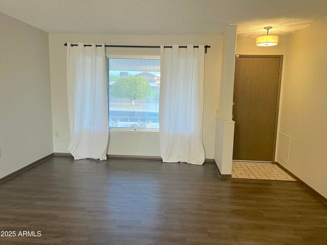 9714 W Branding Iron Dr in Sun City, AZ - Building Photo - Building Photo