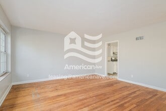 6910 Groveland Dr in St. Louis, MO - Building Photo - Building Photo