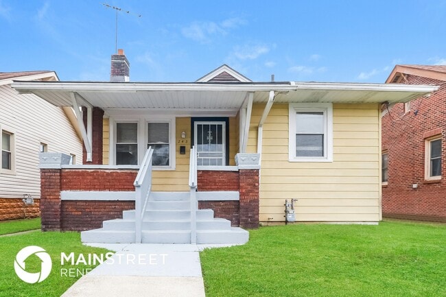 property at 243 S 43rd St