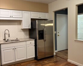 1 S Lincoln Ave in Lombard, IL - Building Photo - Building Photo