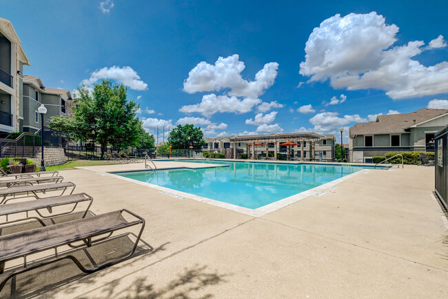 Eryngo Hills in Austin, TX - Foto de edificio - Building Photo