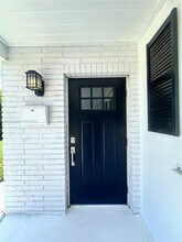 407 Riverside Dr in Palm Beach Gardens, FL - Building Photo - Building Photo