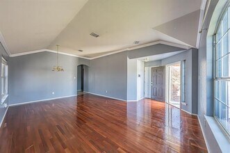 8115 Guadalupe Rd in Arlington, TX - Building Photo - Building Photo