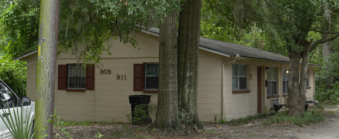 919 SW 5th Ave in Gainesville, FL - Building Photo