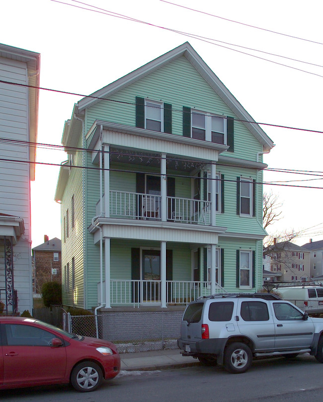 34 Melville St in Fall River, MA - Building Photo - Building Photo