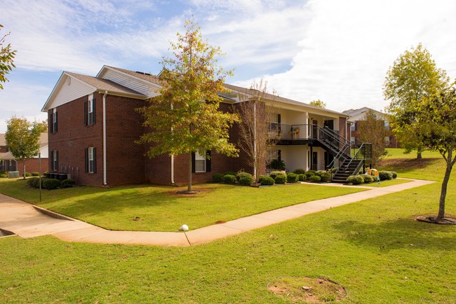 McCay's Landing I in Oneonta, AL - Foto de edificio - Building Photo