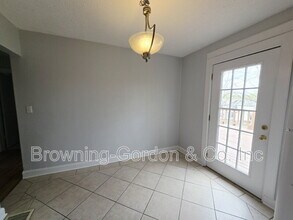 1207 Sunnymeade Dr in Nashville, TN - Building Photo - Building Photo