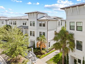 5120 Bridge St in Tampa, FL - Building Photo - Building Photo