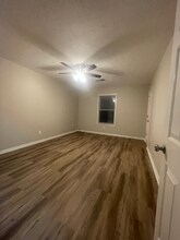 105 Grogan Cir in Paducah, KY - Foto de edificio - Building Photo