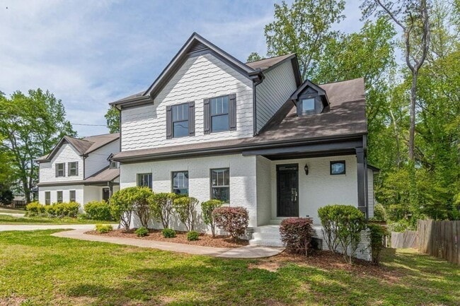 property at 1410 Eastland Rd SE