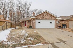 5706 Laguna Dr in Amarillo, TX - Building Photo