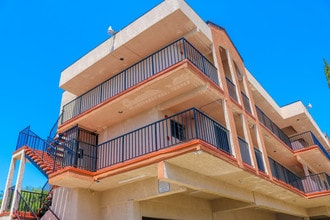 Asford Apartments in Inglewood, CA - Building Photo - Other