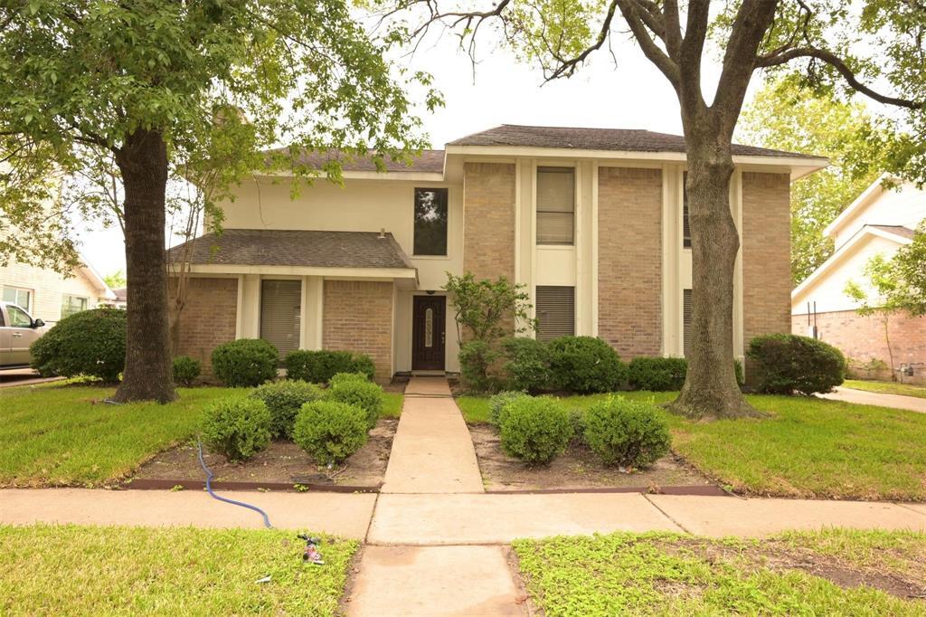 8803 Woodleigh Dr in Houston, TX - Building Photo