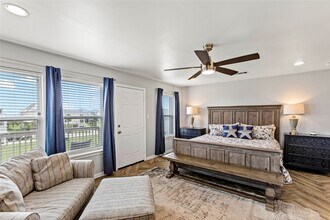 4114 Courageous Ln in Galveston, TX - Building Photo - Building Photo