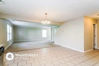 8346 Ash Grove Dr in Indianapolis, IN - Building Photo - Building Photo