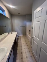 1727 Wendell Williams Ave in Las Vegas, NV - Building Photo - Building Photo