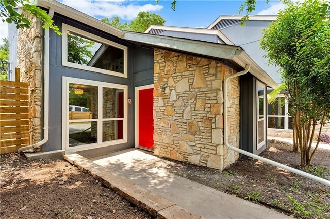 property at 2706 Mulford Cove