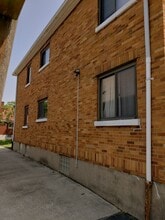 4525 Roth Ave, Unit 1 W in Cincinnati, OH - Foto de edificio - Building Photo