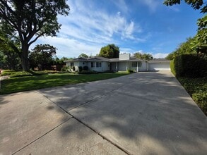 909 Yale Ave in Modesto, CA - Building Photo - Building Photo