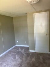 108 Kirk Dr in Aberdeen, NC - Building Photo - Building Photo