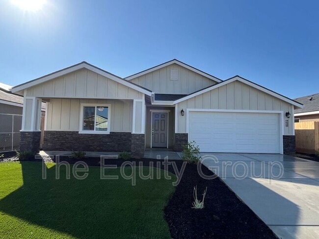 property at 7039 W Wren Ave