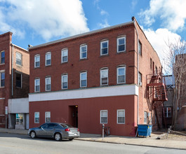 6 Weir St in Taunton, MA - Building Photo - Primary Photo