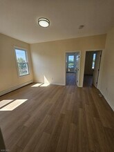 372 Bergen St in Newark, NJ - Foto de edificio - Building Photo