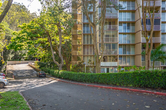 Waikalani Woodlands I in Mililani, HI - Building Photo - Building Photo