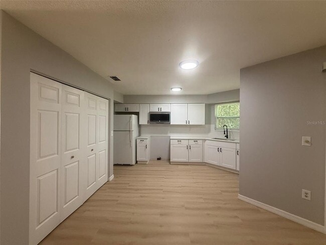 3664 Meriden Ave in Oldsmar, FL - Building Photo - Building Photo