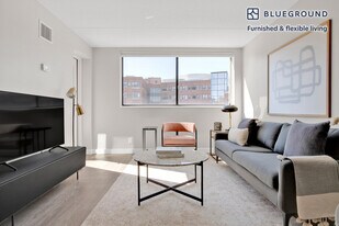 70 Pearl St in Brookline, MA - Building Photo