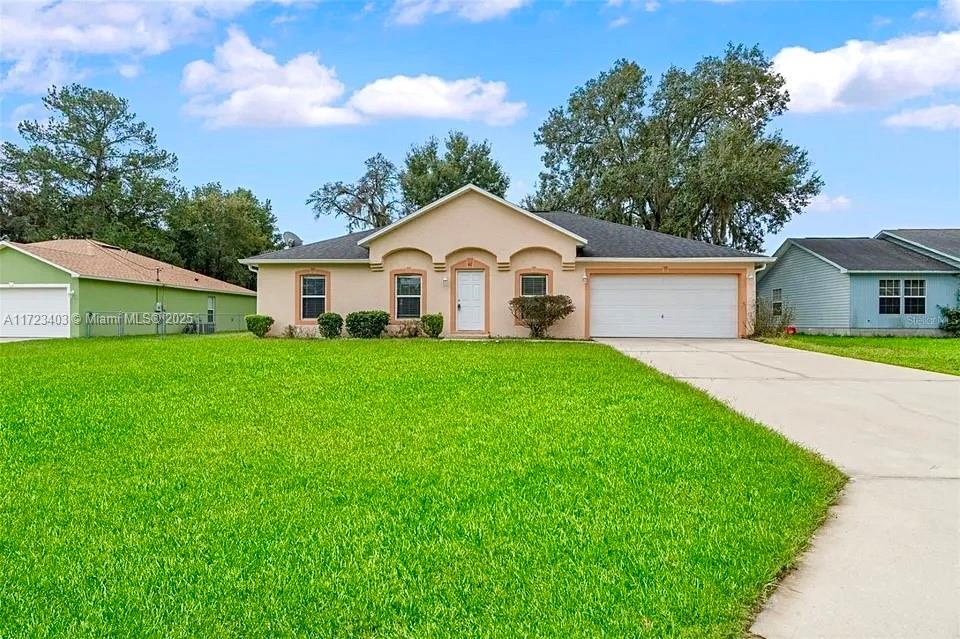 42 Pecan Loop in Ocala, FL - Building Photo