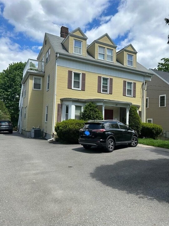 30 Ripley St in Newton, MA - Building Photo