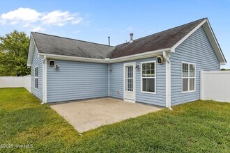 2901 Beunavista Ct in Greenville, NC - Building Photo - Building Photo