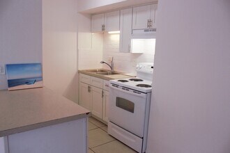 33590 Shifting Sands Trail, Unit #2 in Cathedral City, CA - Building Photo - Building Photo