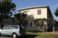 2705-2723 E Spaulding St in Long Beach, CA - Foto de edificio - Building Photo