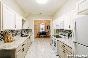 168 Halliday Ave in San Antonio, TX - Building Photo - Building Photo