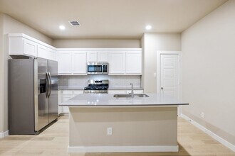 518 Travine Dr in McKinney, TX - Building Photo - Building Photo