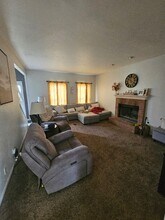 492 Spring Ridge Dr in Crystal Lake, IL - Building Photo - Building Photo